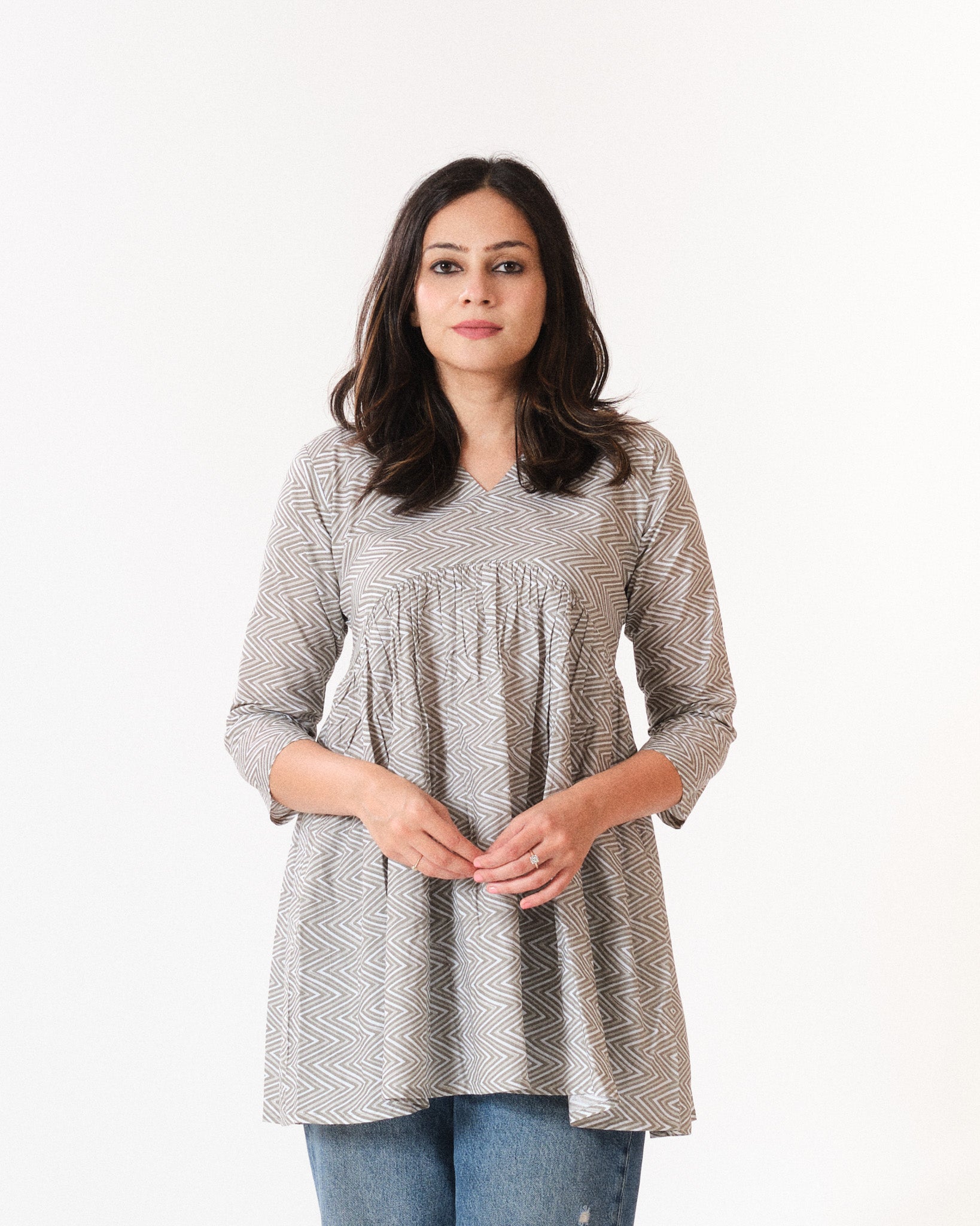 brinda — short top