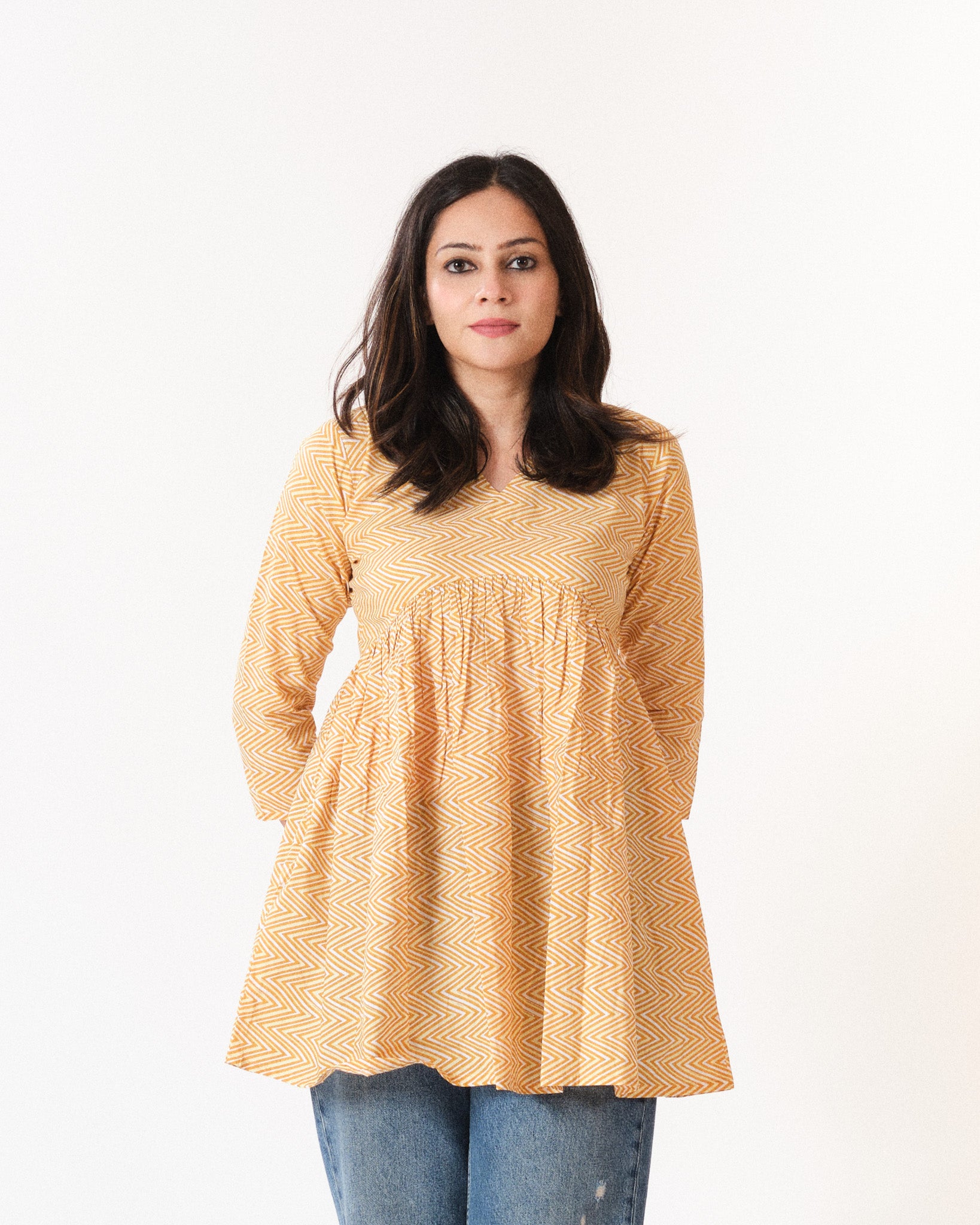 unnati — short top