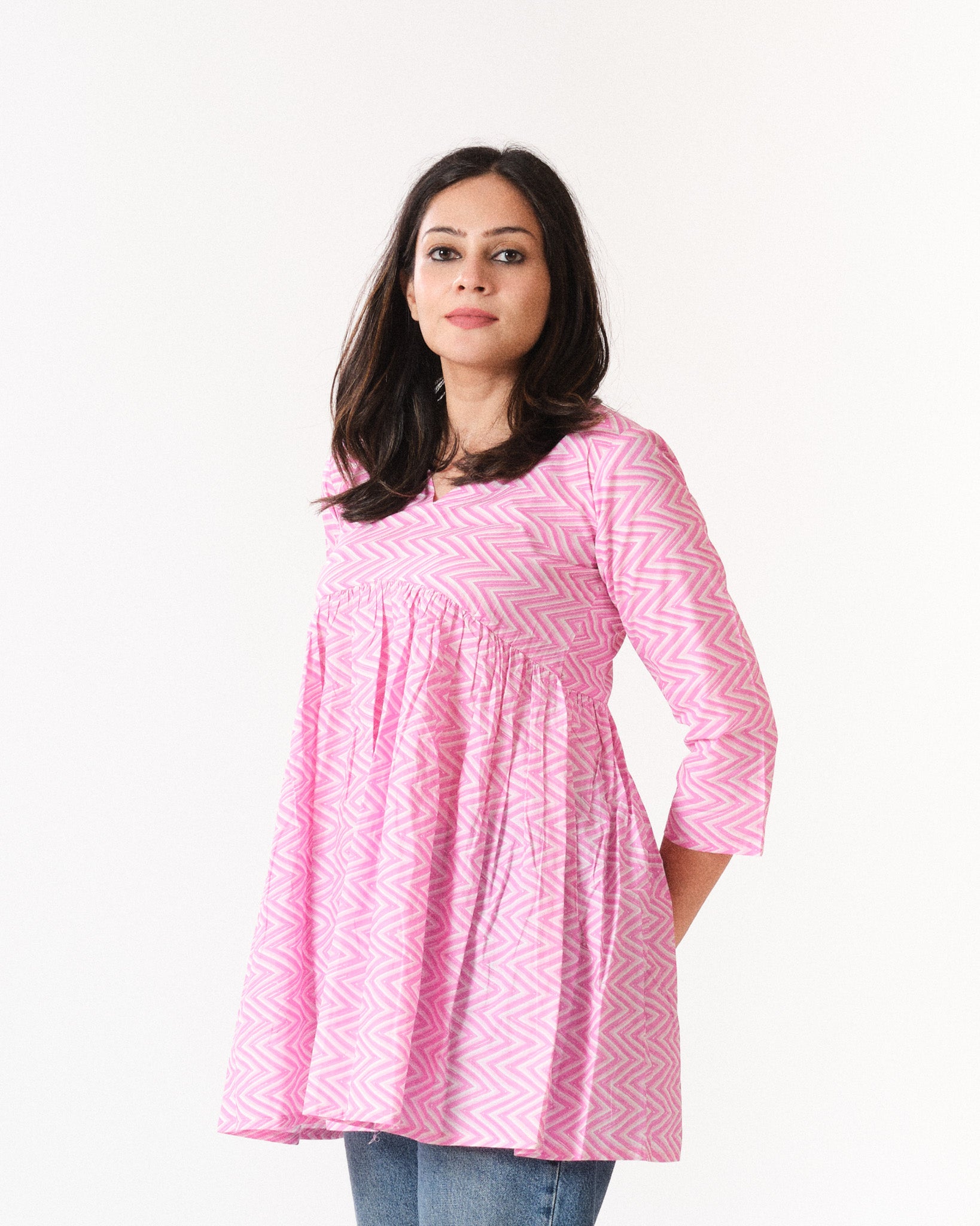 pravya — short top