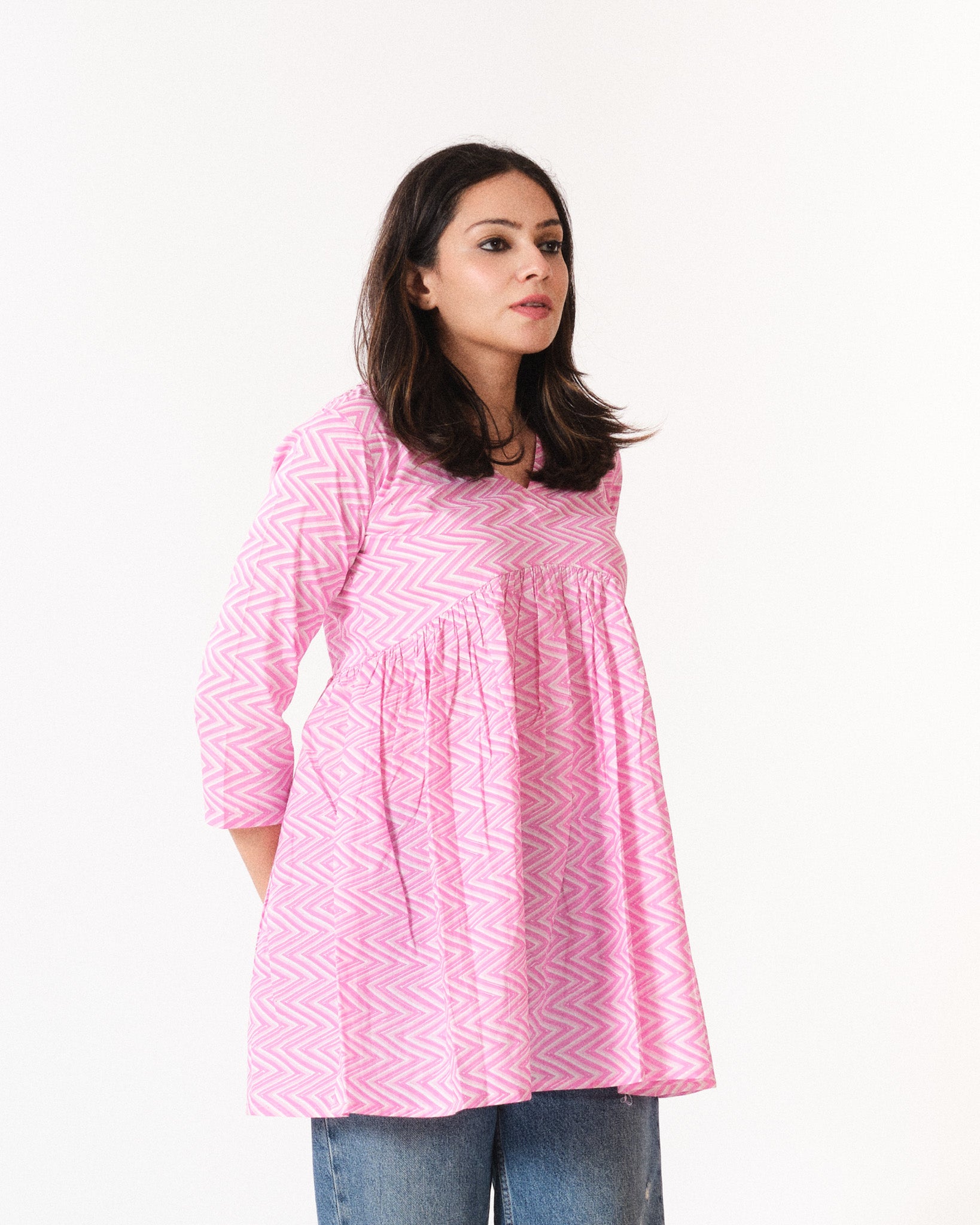 pravya — short top