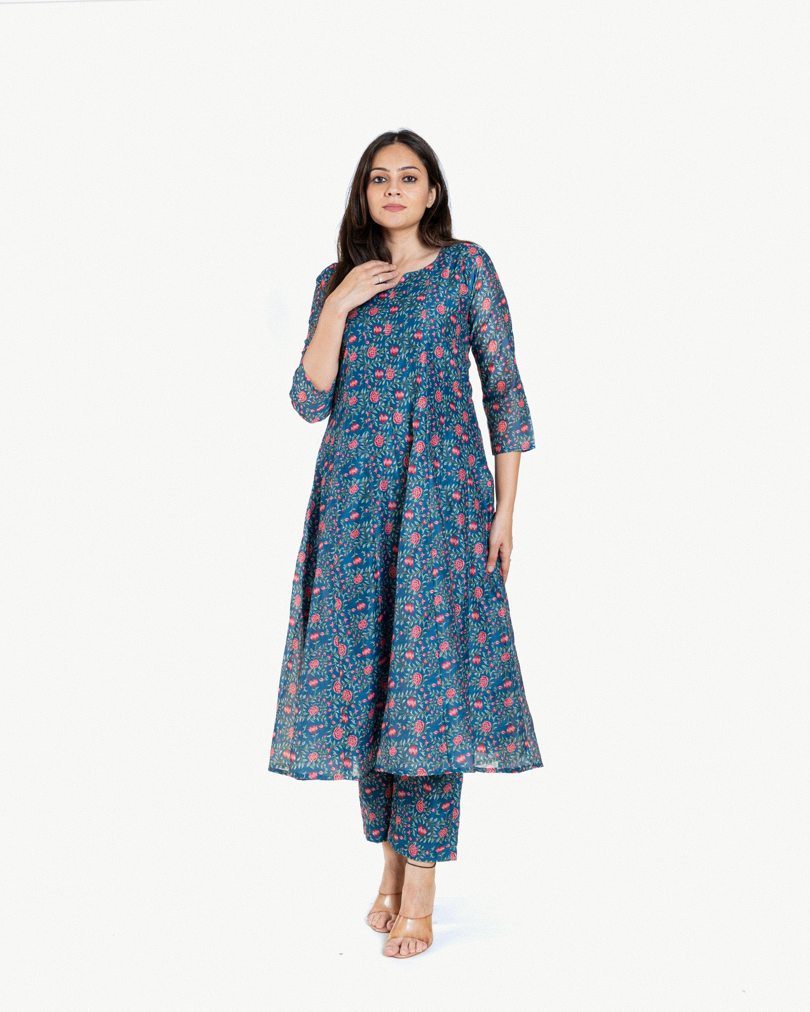 sarvam — kurta & pants