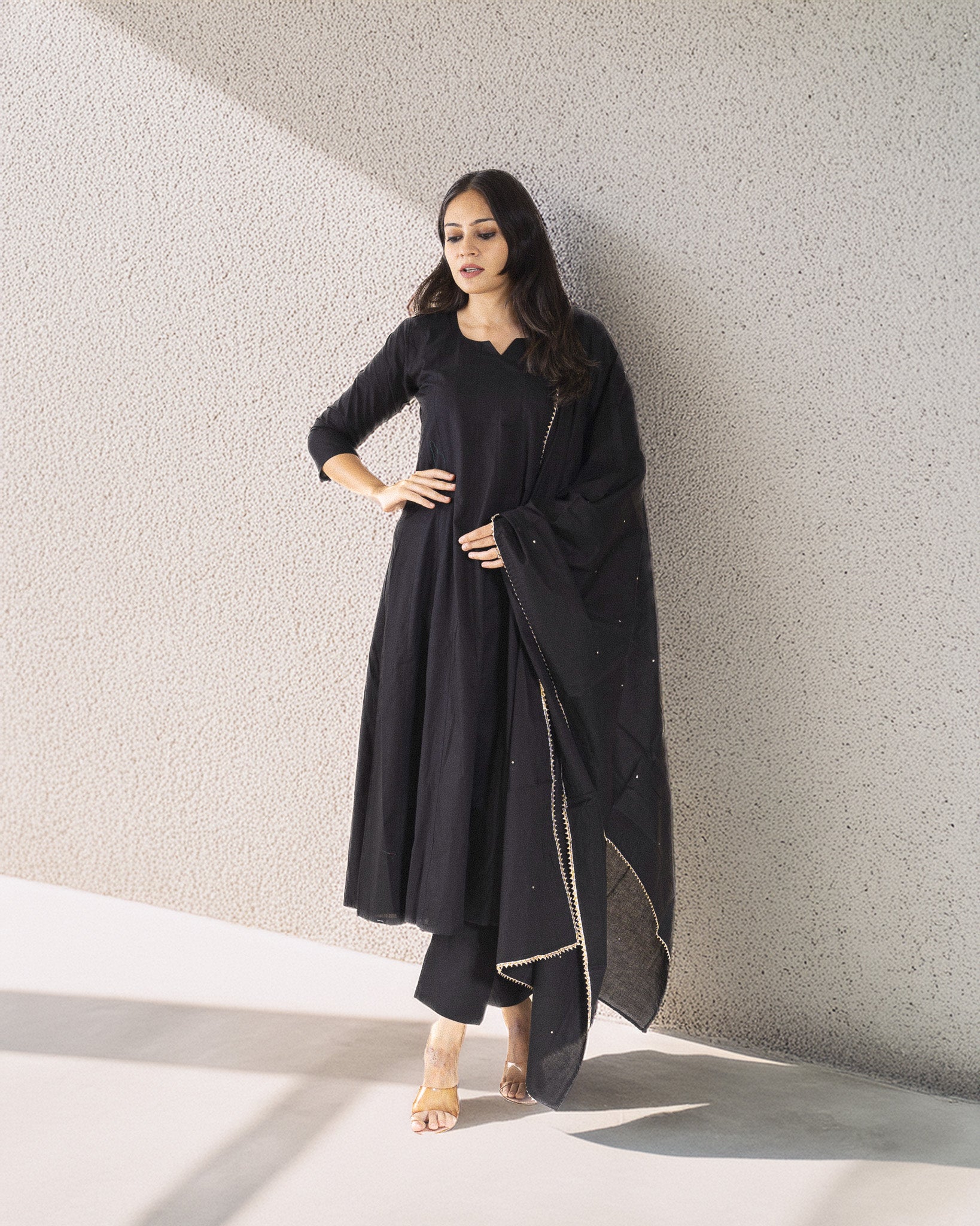 sayyah — kurta, pants & dupatta